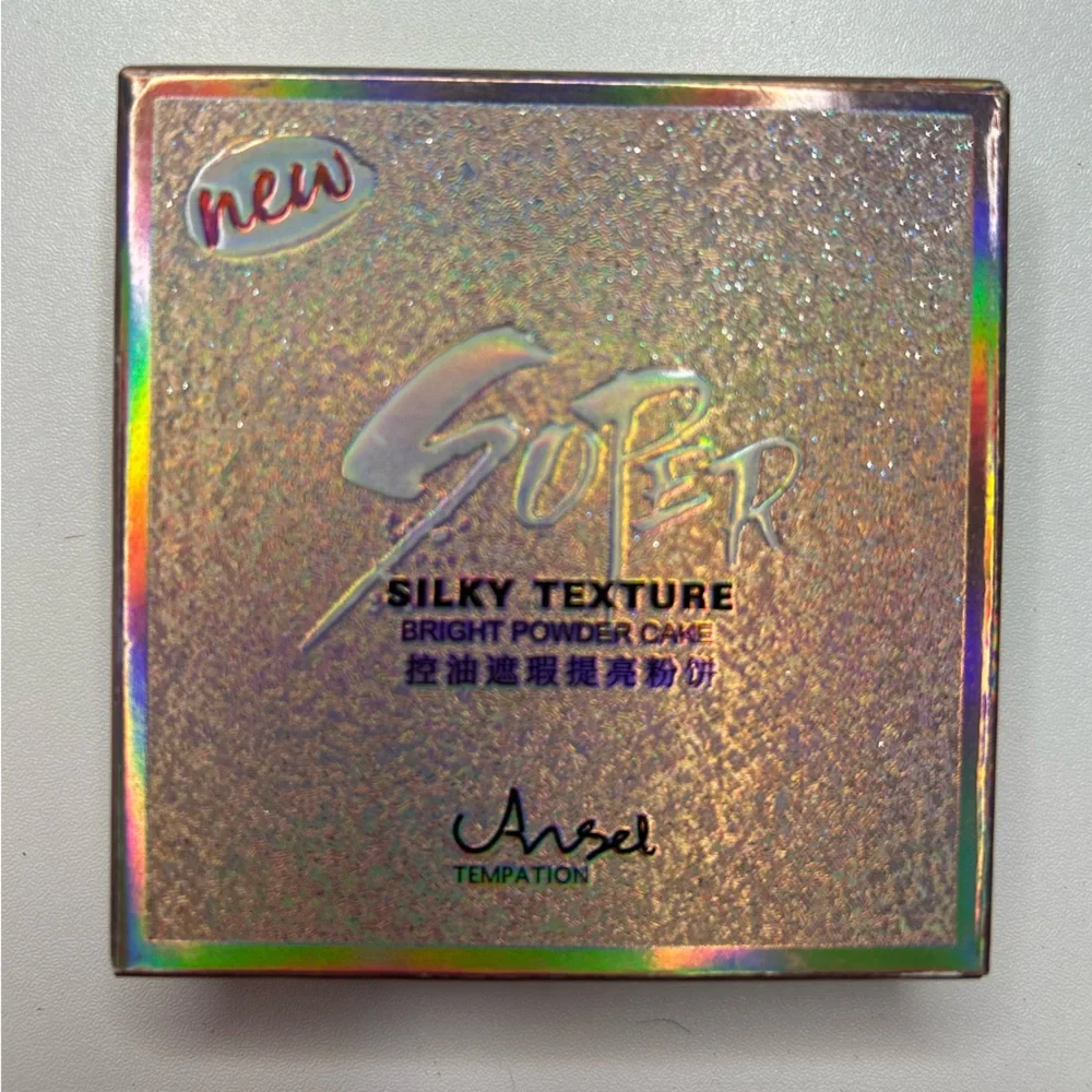 💎 Oriental Concealer Bright Powder Cake Foundation- Full Size Bling Case